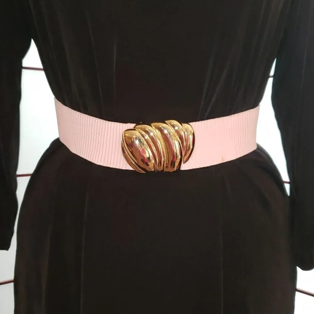 Goodheart Light Pink & Goldtone Stretchy Belt